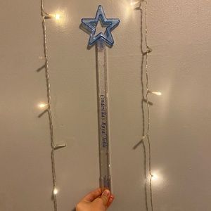 Cinderella’s Royal Table Star Glitter Wand